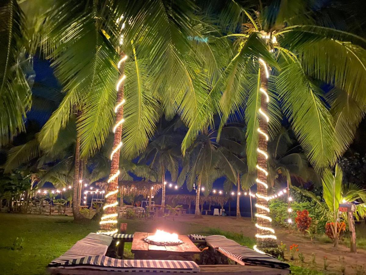 Show Pony Beach Resort And Suites Las Lajas  Exteriér fotografie