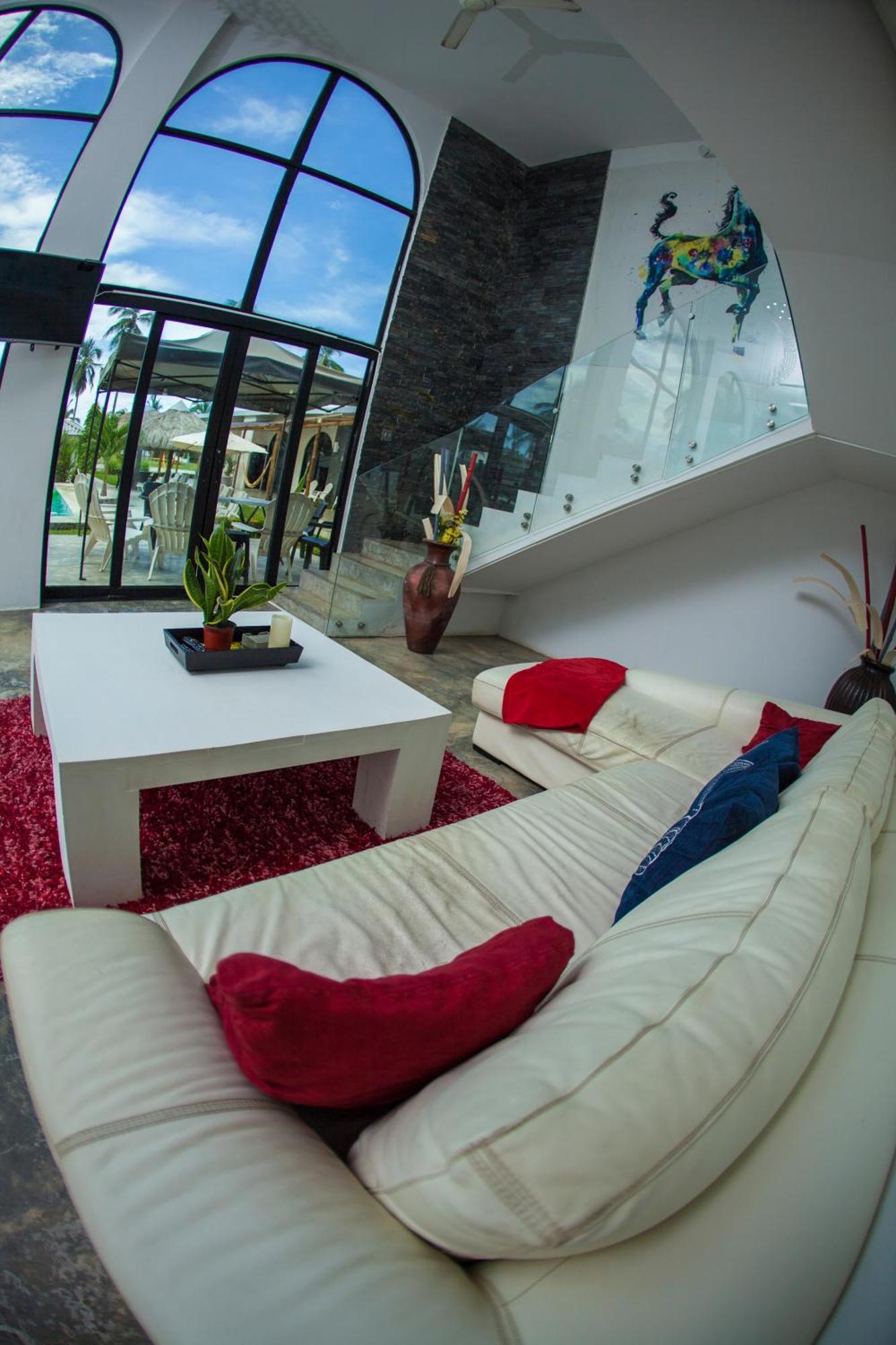 Show Pony Beach Resort And Suites Las Lajas  Exteriér fotografie