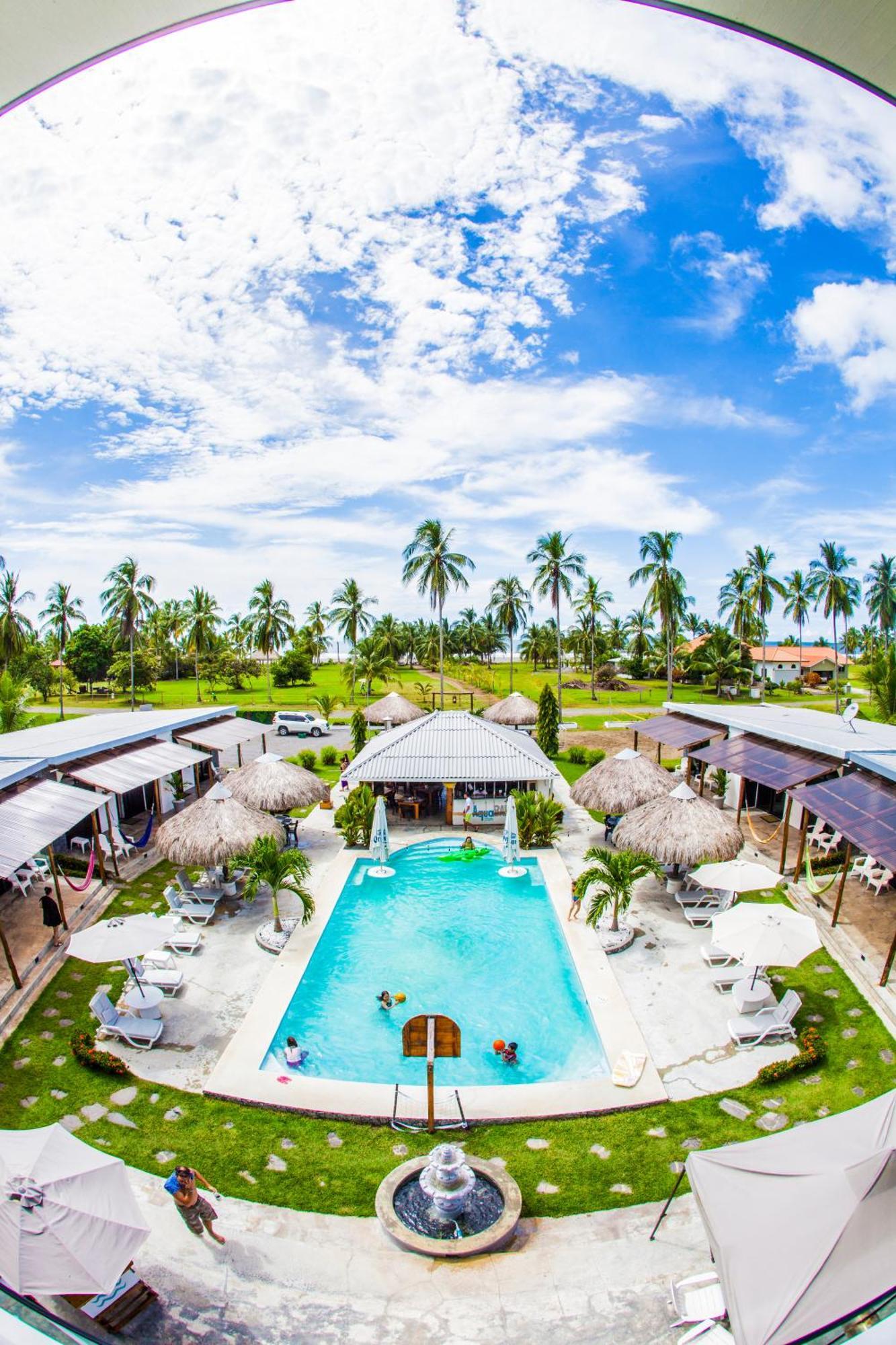 Show Pony Beach Resort And Suites Las Lajas  Exteriér fotografie